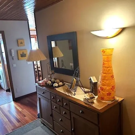Con Piscina En Apartmán